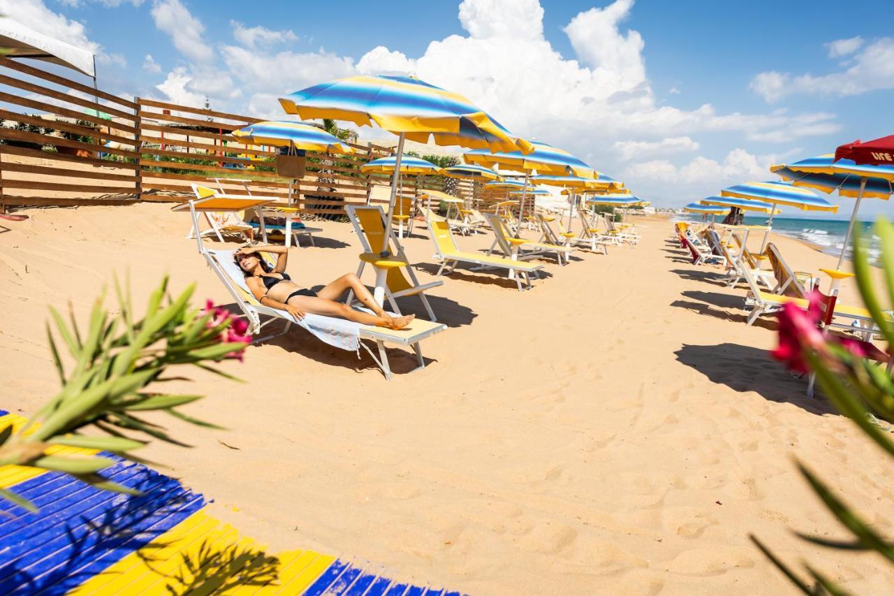 Triscinamare Hotel Residence Екстер'єр фото
